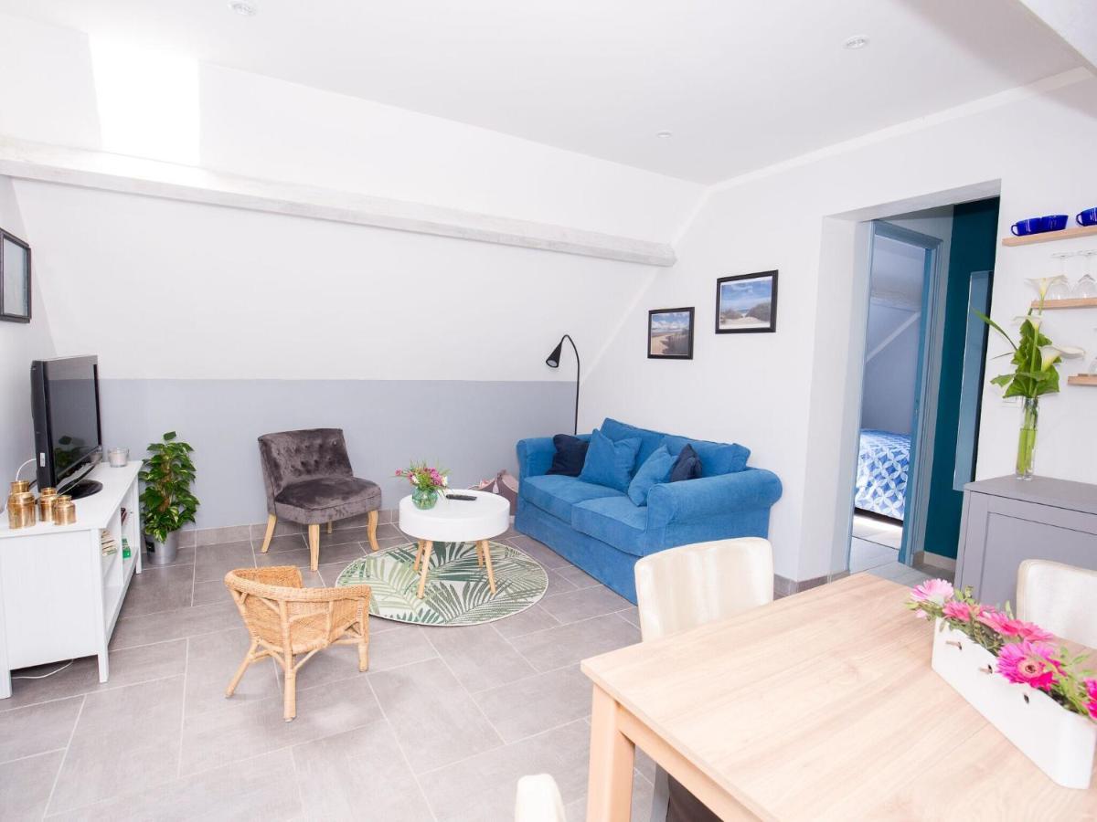 Superb Holiday Home Near The Beach Quinéville Екстериор снимка